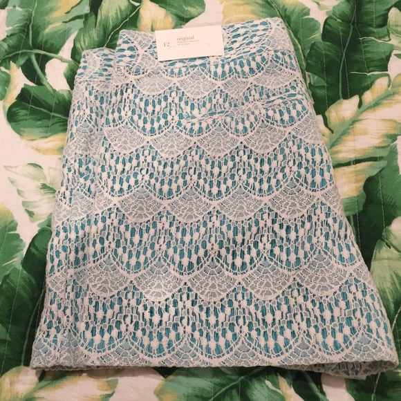 LOFT Pants - Teal and lace Loft shorts